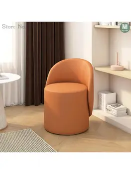 Чистият червен столче за грим с лека луксозна облегалка тоалетка табуретка домакински стол за грим тоалетка столче за спални кръг стол