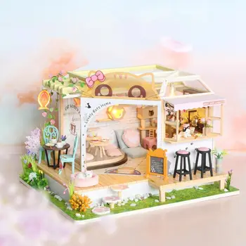 Направи си сам Дървени Куклени Къщи Котка Кафето в задния двор На Принцеса Casa Миниатюрни строителни комплекти ръчно изработени мебели Куклена Къща Играчки за момичета